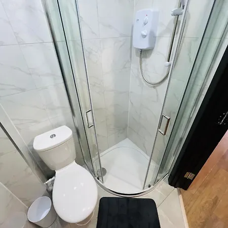 Caledonian House - Vibrant City Vibe Suites London Room photo