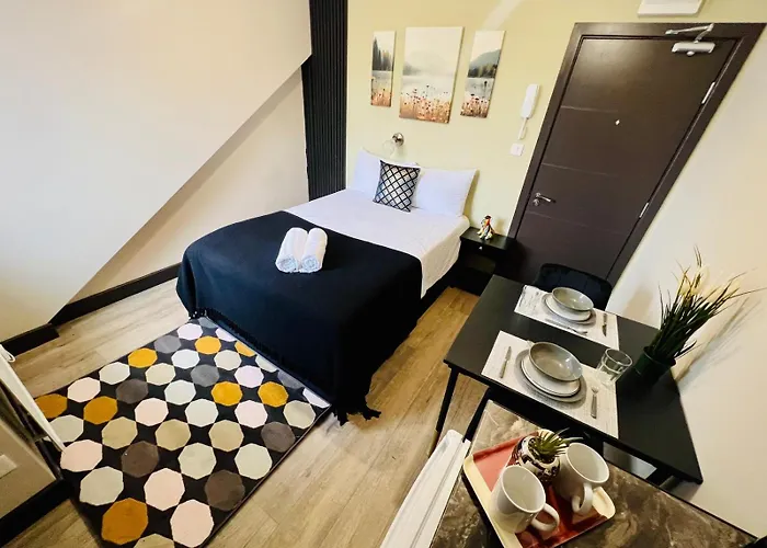 Caledonian House - Vibrant City Vibe Suites